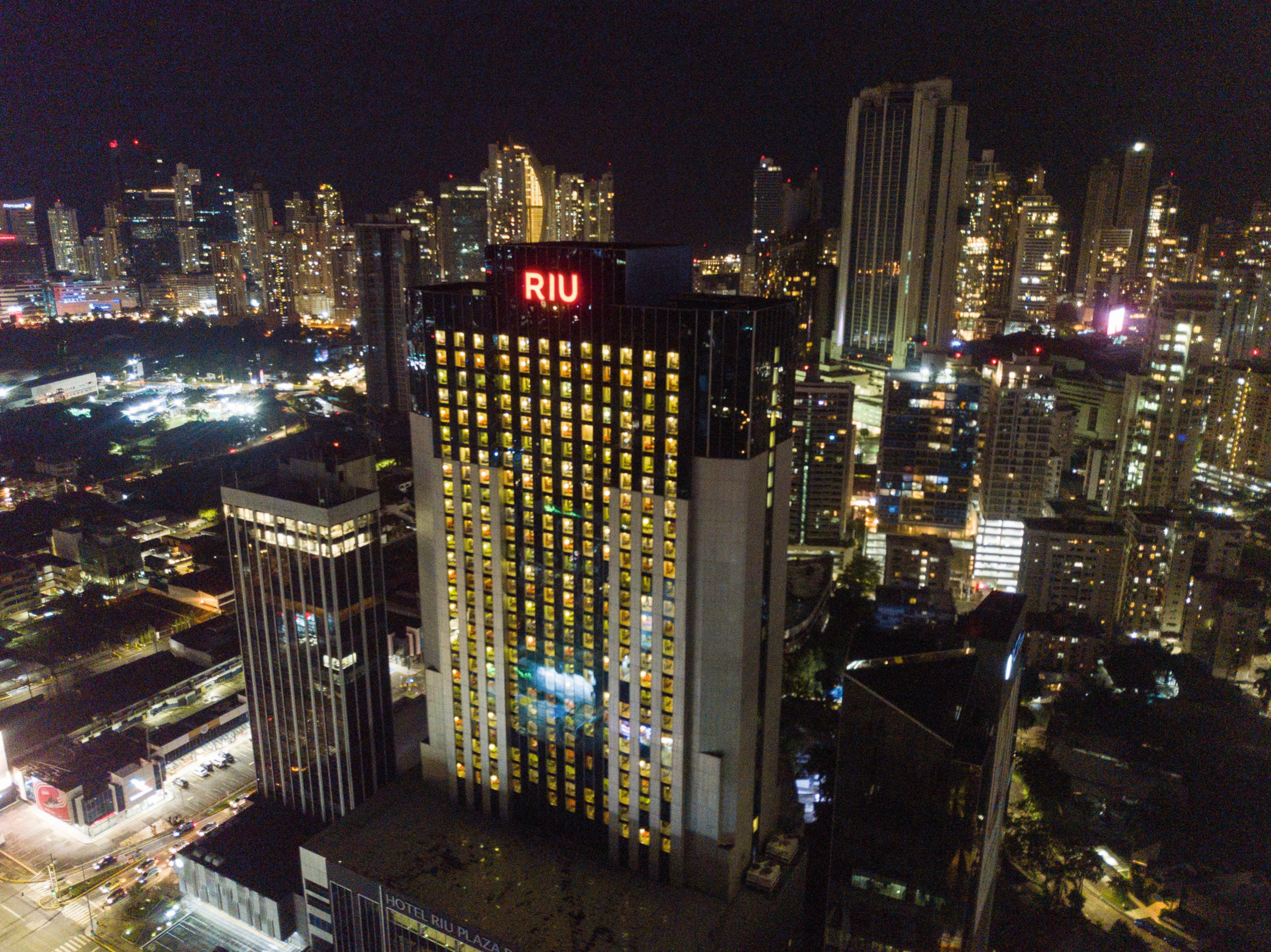 Riu Plaza Panama Hotel Exterior photo